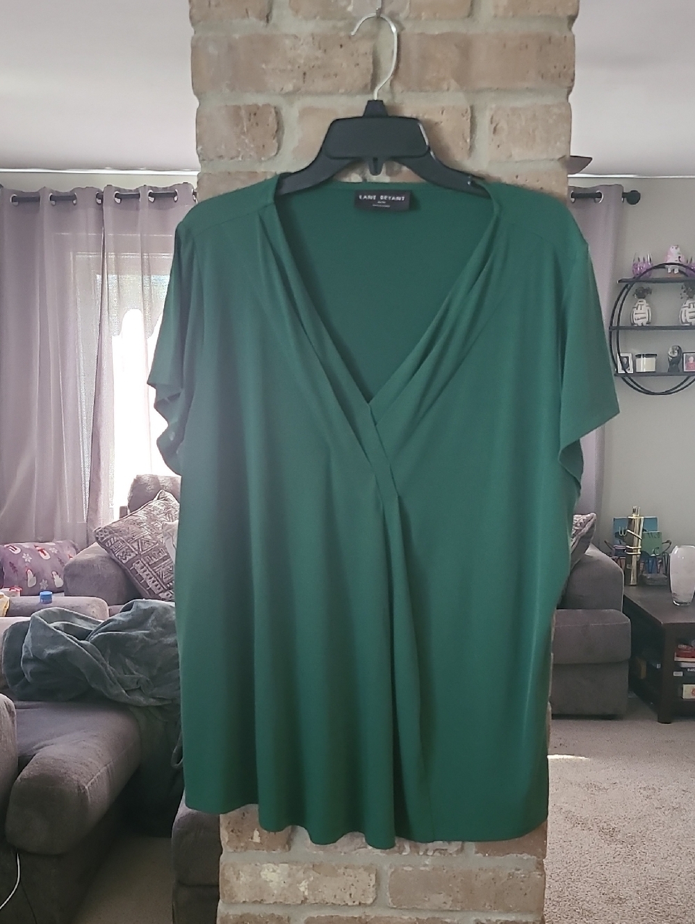 Lane Bryant Green V-Neck Short Sleeve Blouse